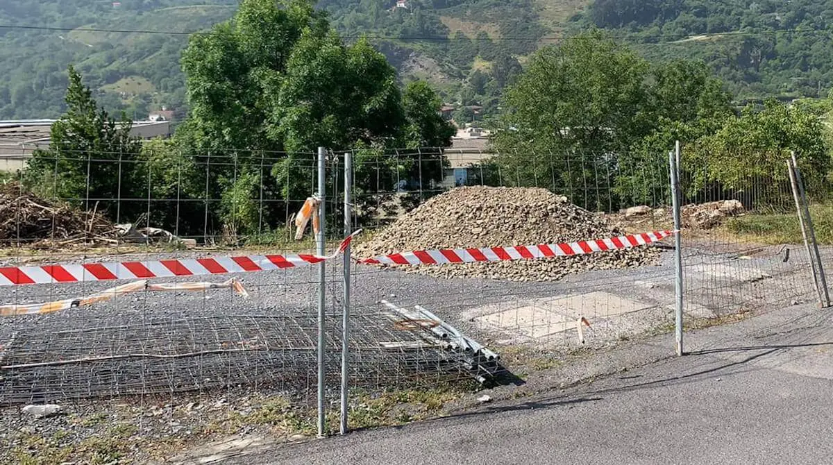 El terreno sobre el que se está trabajando tiene una extensión de 1.900 metros cuadrados