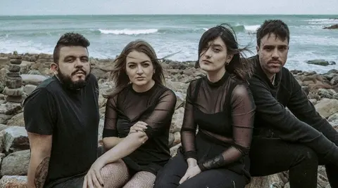 El grupo SUA actuará en fiestas de Intxaurdi