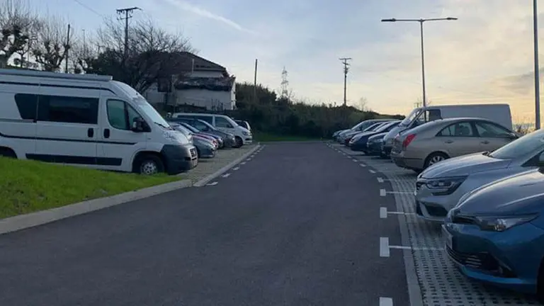 parking mendialde ortuella