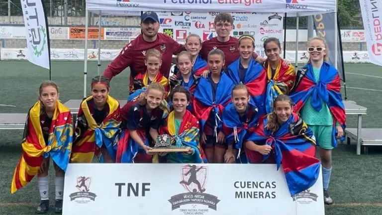 III-torneo-cuencas-mineras-futbol-alevin-femenino